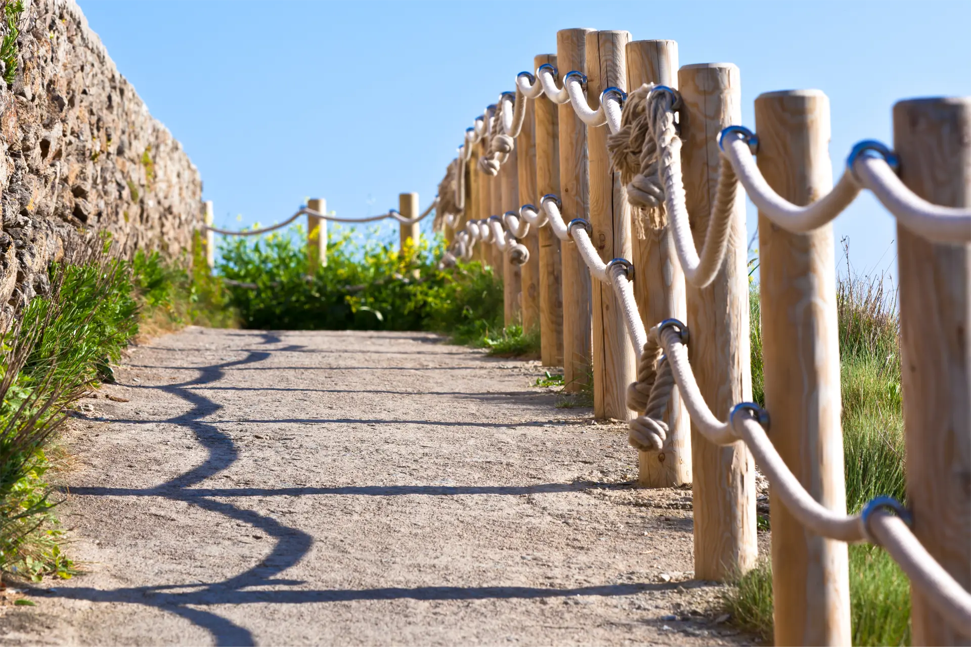 pathway-with-wood-post-fence-2023-11-27-05-28-28-utc